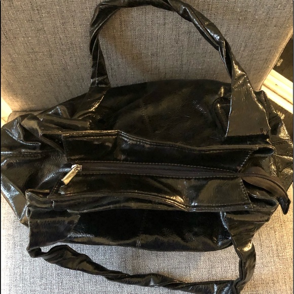 Bagtique patent leather purse - Picture 3 of 7